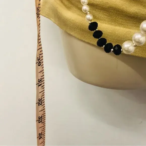 Vintage Black White Faux Pearl Long Necklace Effortless Chic Style Retro Vibe - Picture 13 of 16